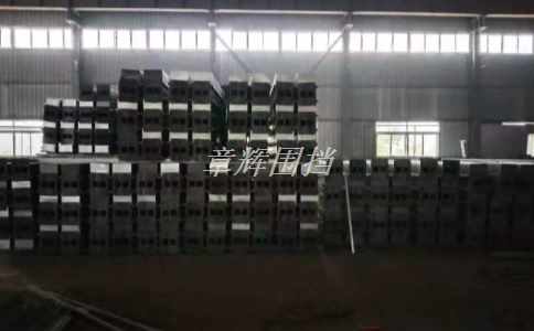 簡易圍擋的重量對道路和橋梁建筑結構會產生影響嗎？