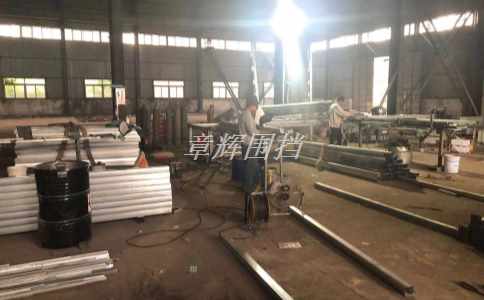 簡易圍擋是否適合用于汽車展示會或博覽會？（汽車展會中簡易圍擋的應用效果評估）