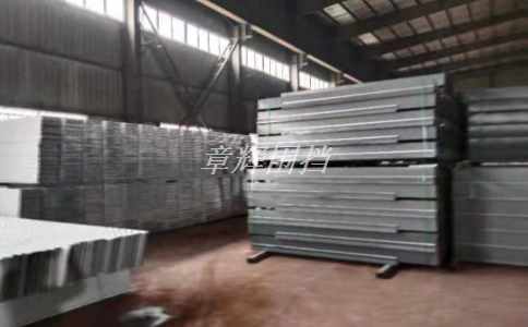 簡易圍擋在城市橋梁施工中的使用效果如何?(城市橋梁施工中簡易圍擋的安全防護措施) 簡易圍擋在城市橋梁施工中的使用效果如何?(城市橋梁施工中簡易圍擋的安全防護措施)